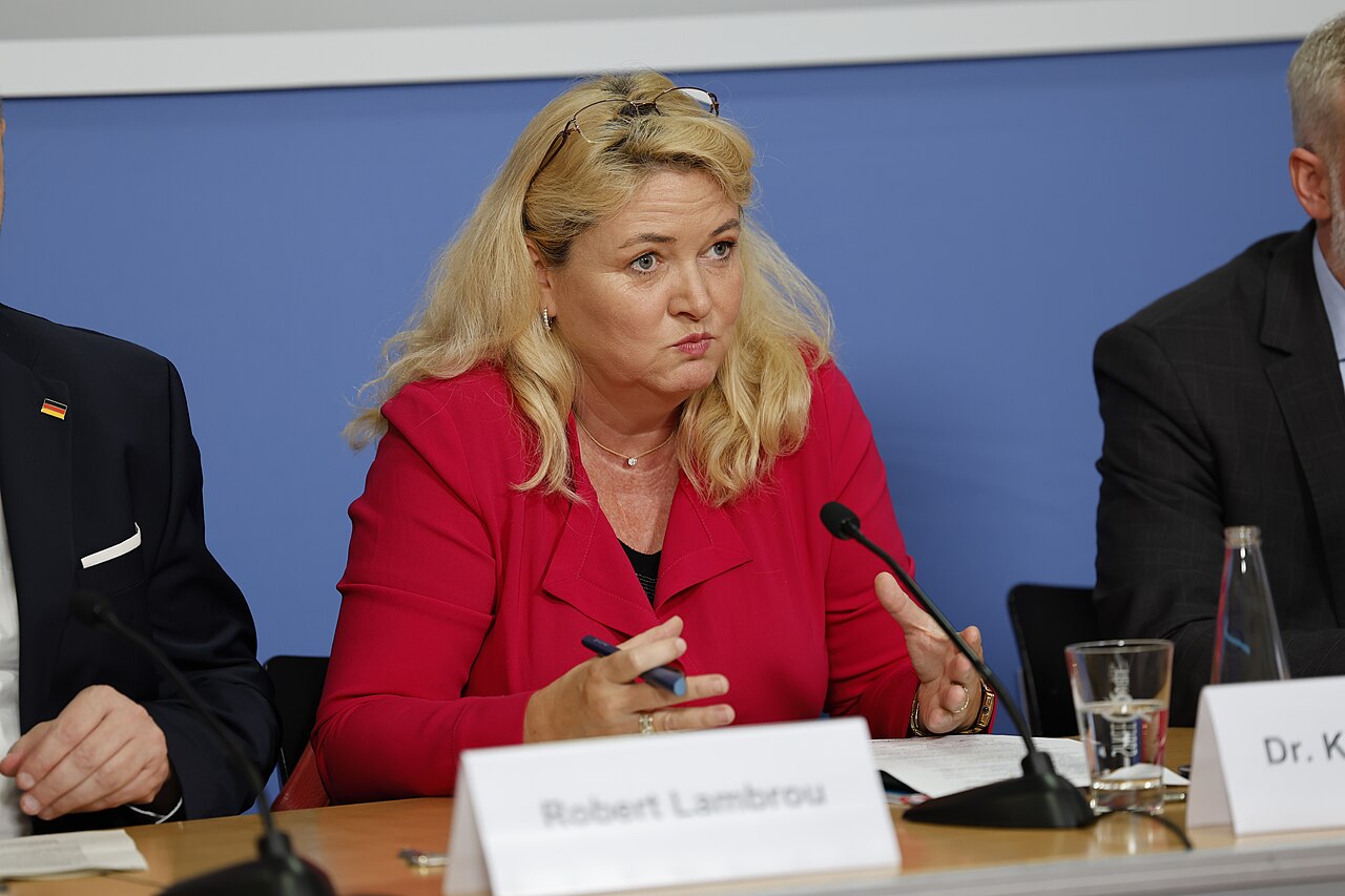AfD erstmals stärkste Kraft in Berlin – Politisches Erdbeben in der einstigen linken Hochburg