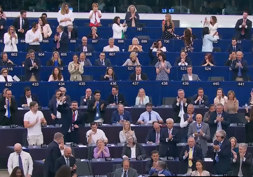 Neue Rückführungsverordnung: „Send them back“-Chöre im EU-Parlament