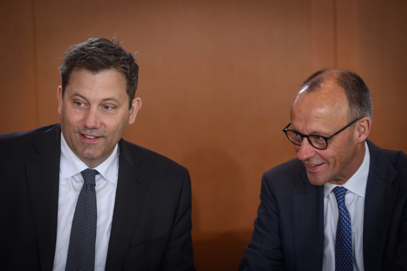Haushaltsplan 2027: Mehr Schulden, höhere Steuern, weniger Investitionen