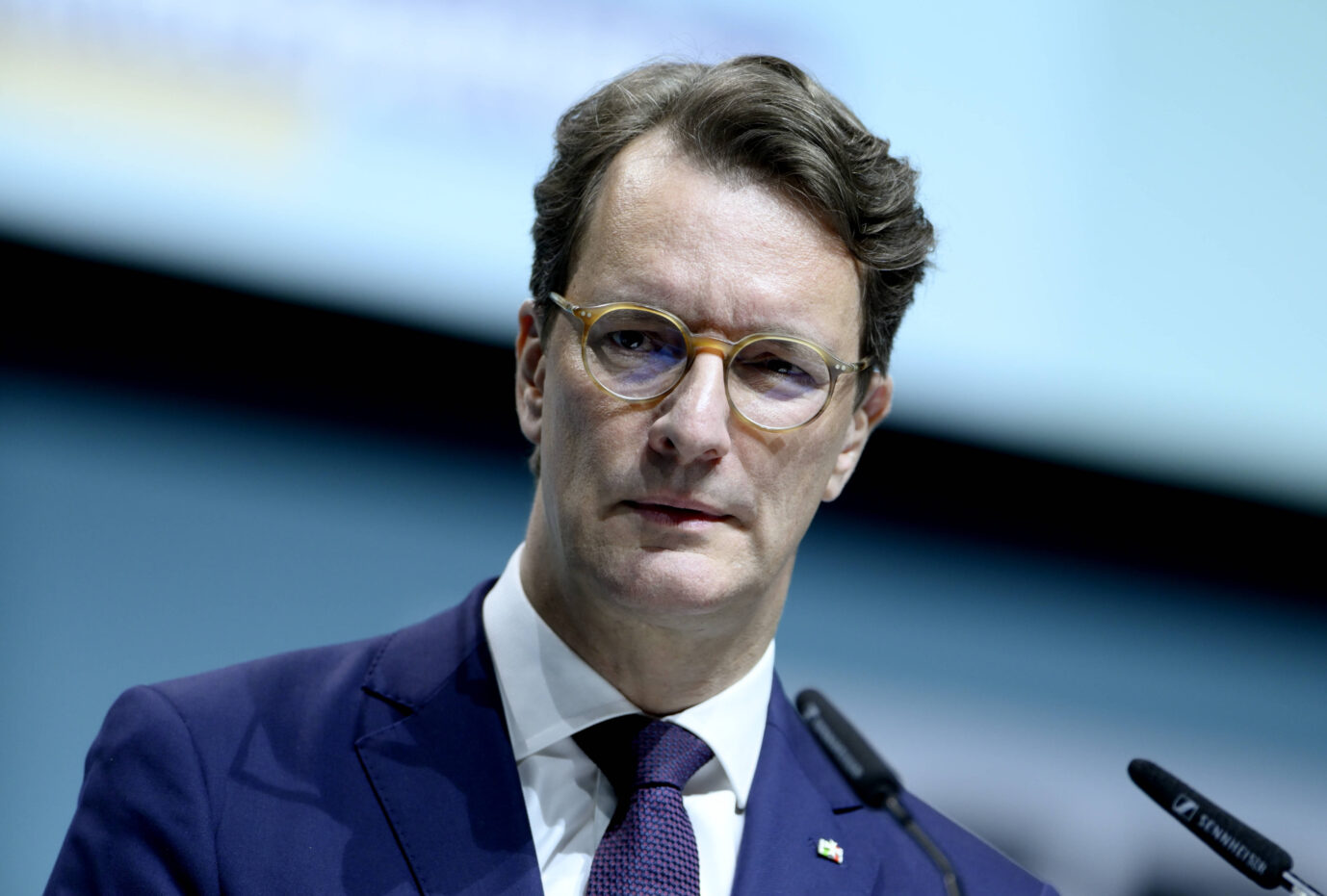Wüst warnt vor „AfD-Loyalisten“ in Polizei und Justiz