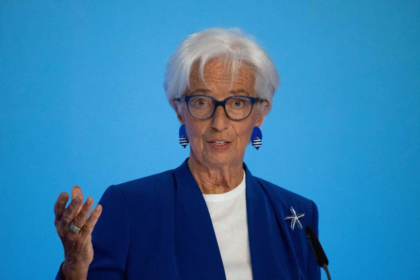 EZB erhöht Leitzinsen – und drosselt Wachstumsprognose für die Eurozone